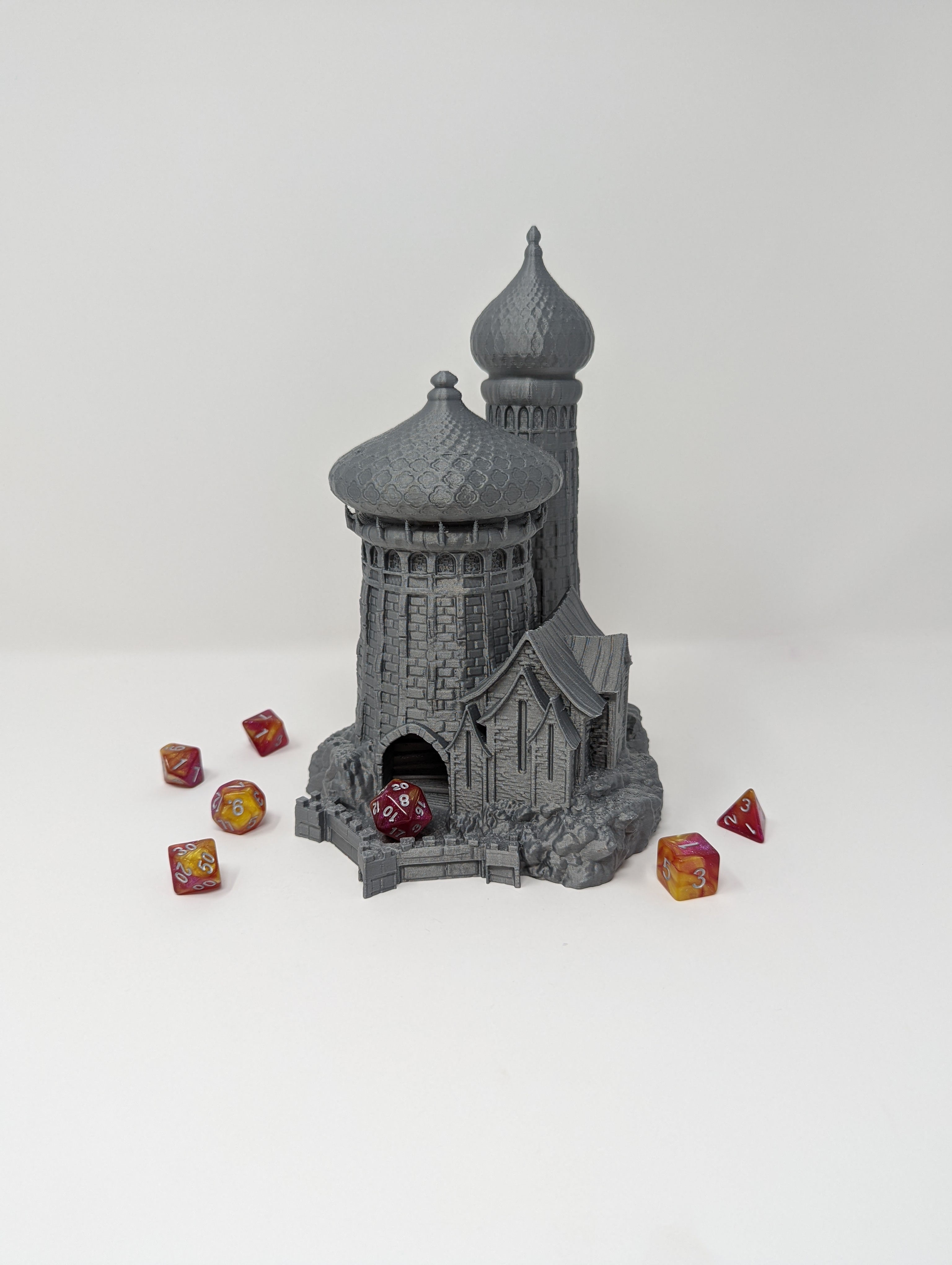 Weis Hickman Castle (Small) Dice Roller